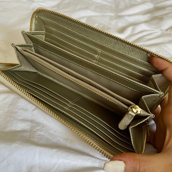 Coach Wallet - Picture 3 of 3